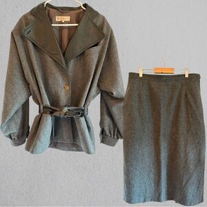 Vintage 80s Gucci wool skirt suit wool and leather
